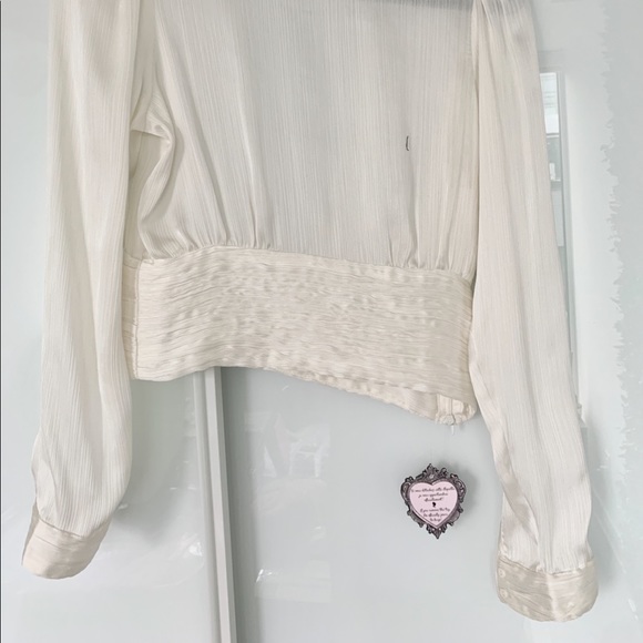 Ivory blouse - Picture 6 of 6